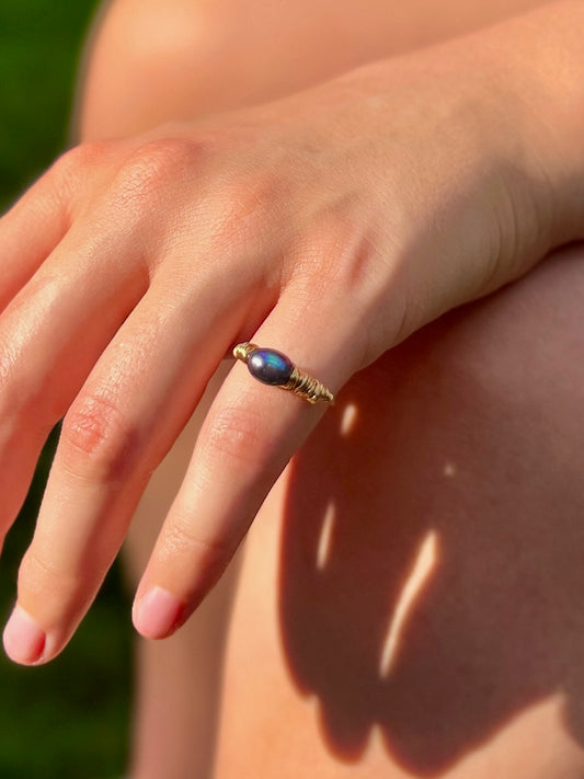 Golden Tide Pearl Ring (Small)