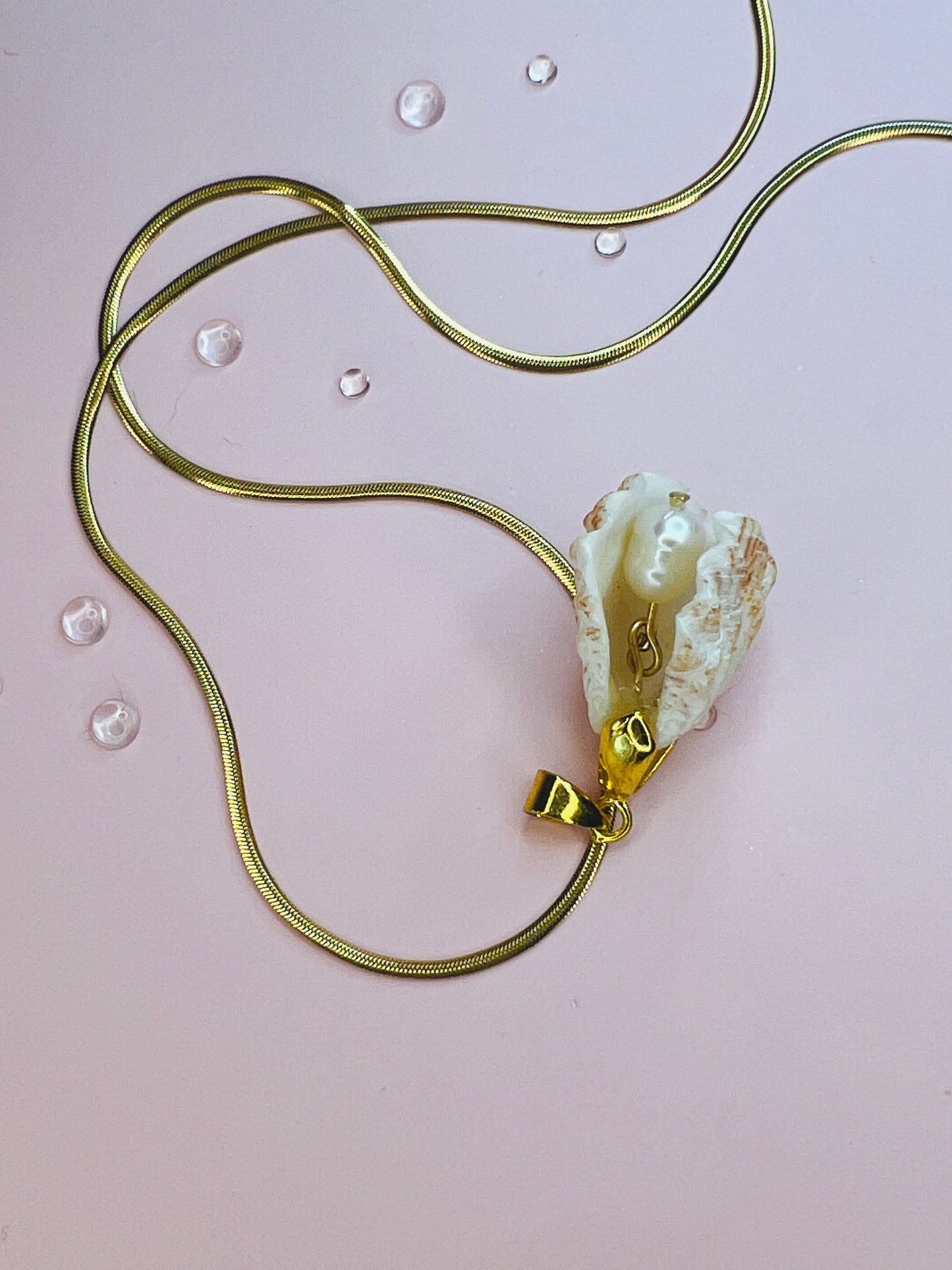 Atlantic Kitten's Paw Pendant Necklace - Premium