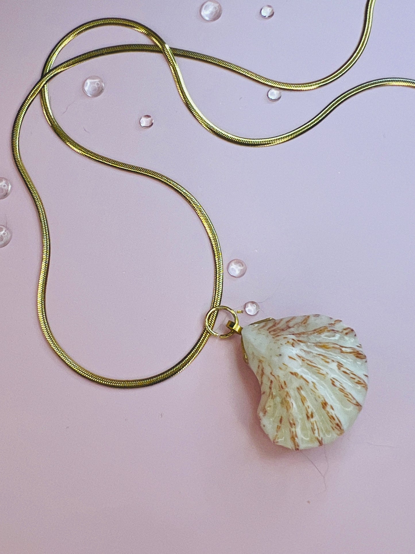 Atlantic Kitten's Paw Pendant Necklace - Pilot Product