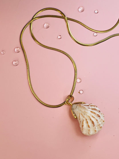 Atlantic Kitten's Paw Pendant Necklace - Pilot Product