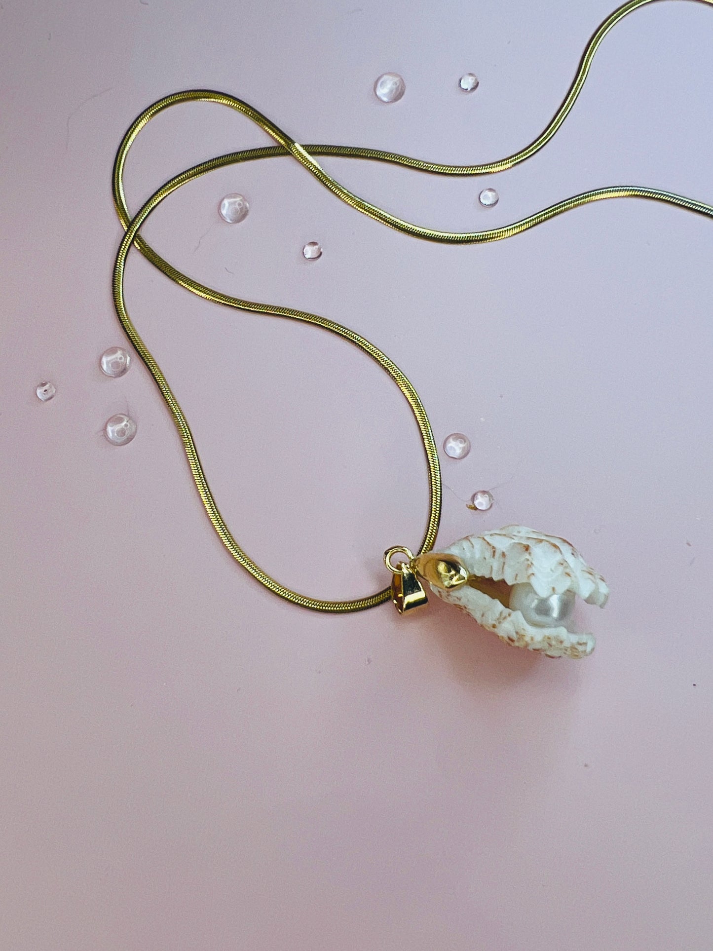 Atlantic Kitten's Paw Pendant Necklace - Pilot Product